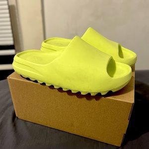 2022 Yeezy slide “glow green”. Price is negotiable